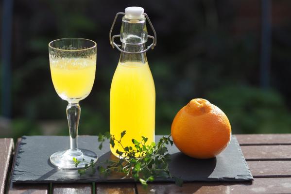 橘柚和百里香灌木Cocktails & Bars